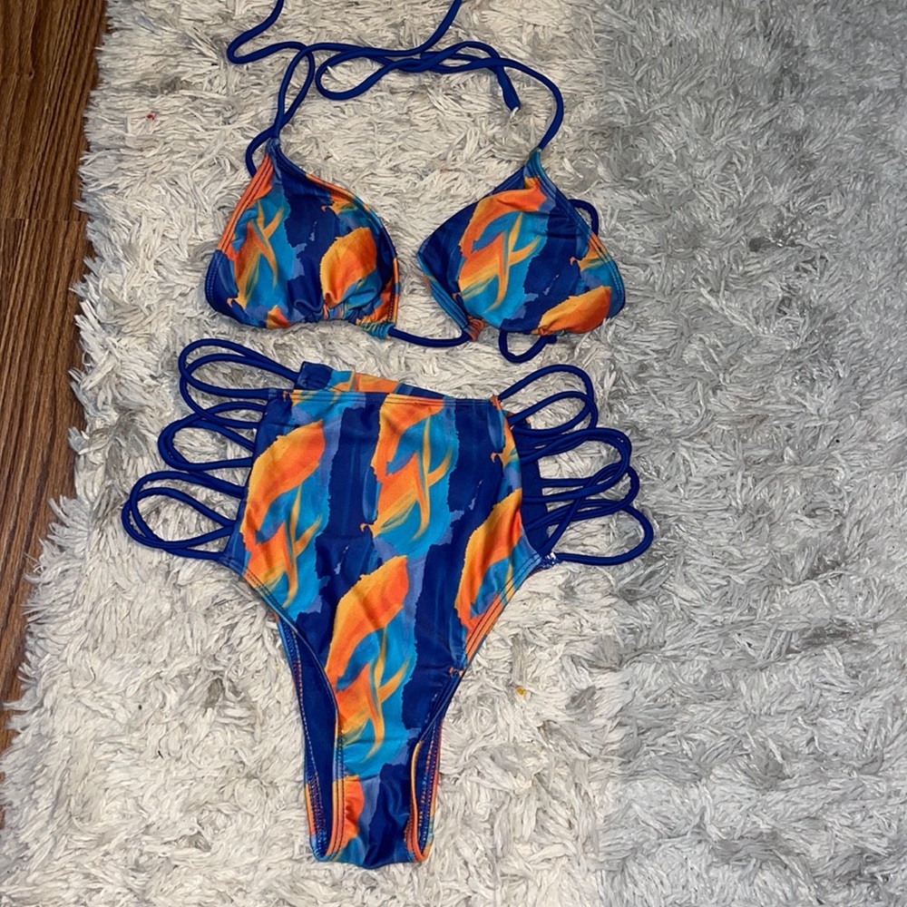 High rise cut out bikini